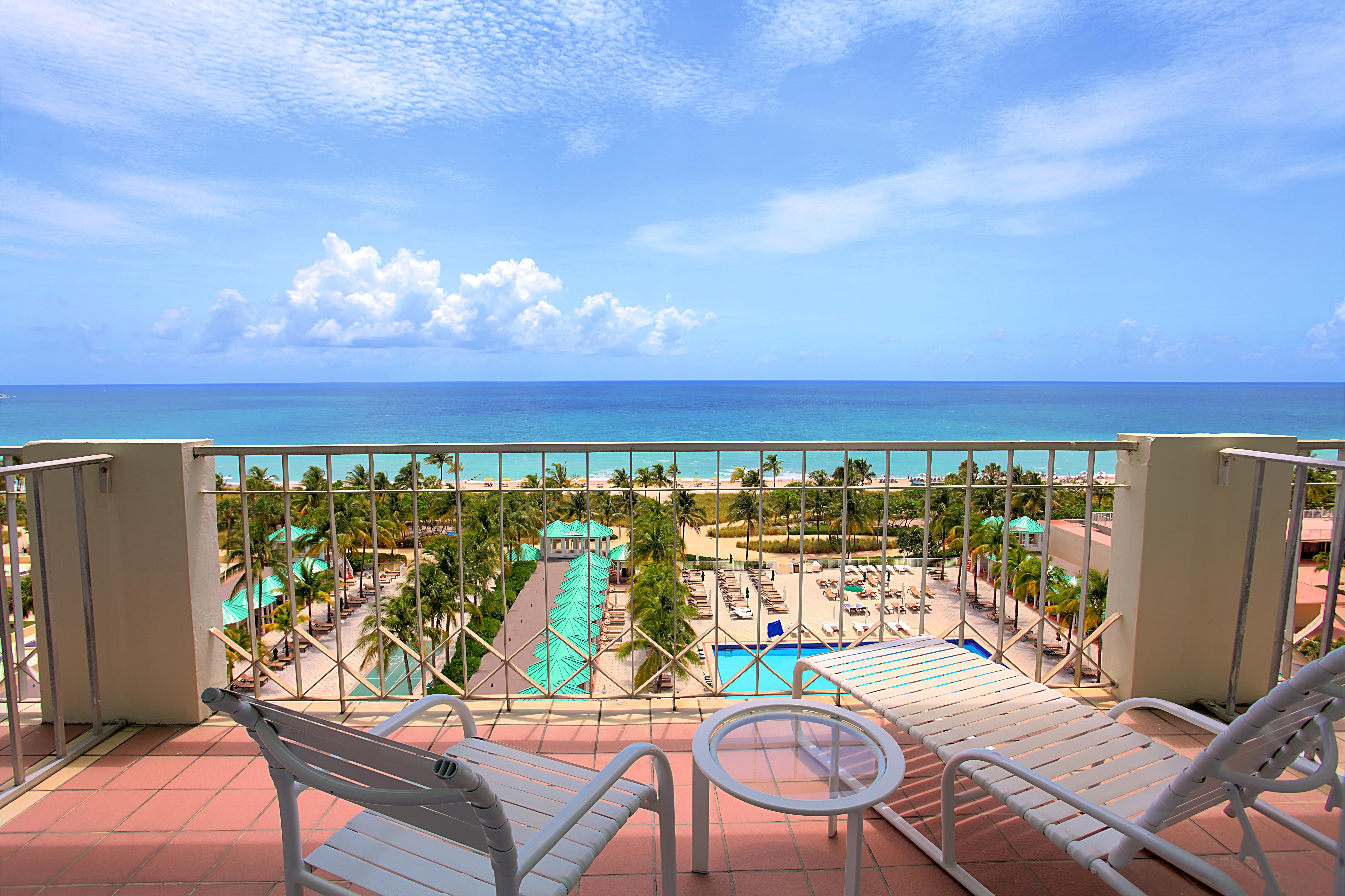 Sea View Hotel Bal Harbour Екстериор снимка